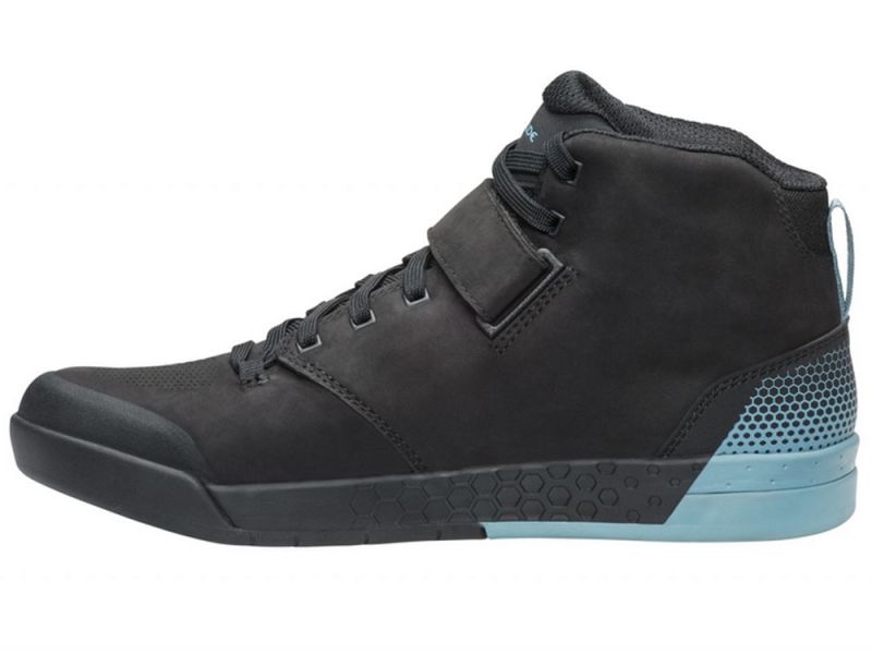 Vaude AM Moab Mid STX flat pedal cycling shoes