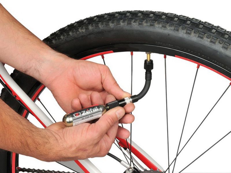 Zefal Kartuschenpumpe EZ Contol FC 120mm 48" inklusive 16g Patrone