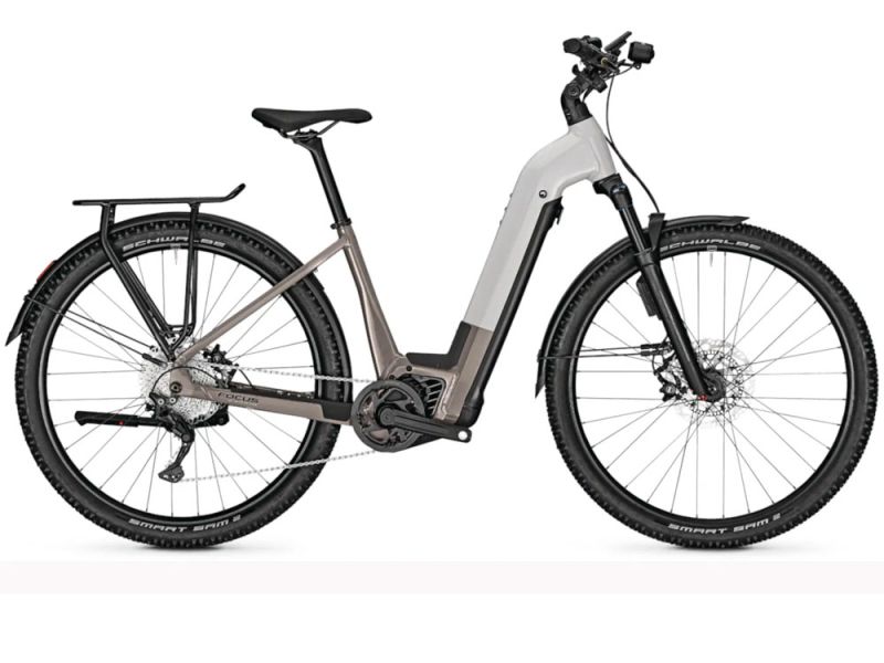 Focus Planet² 6.8 ABS Low | City E-Bike | 29" | 625Wh Bosch CX | lightgrey glossy / moonstonegrey glossy