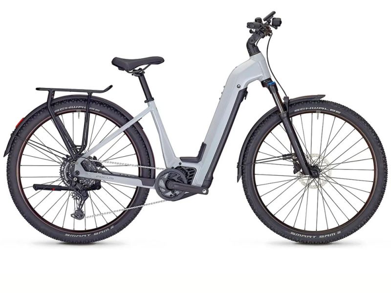 Focus Aventura² 6.7 Low | Trekking E-Bike | 29" | 625Wh Bosch CX | lightgrey glossy
