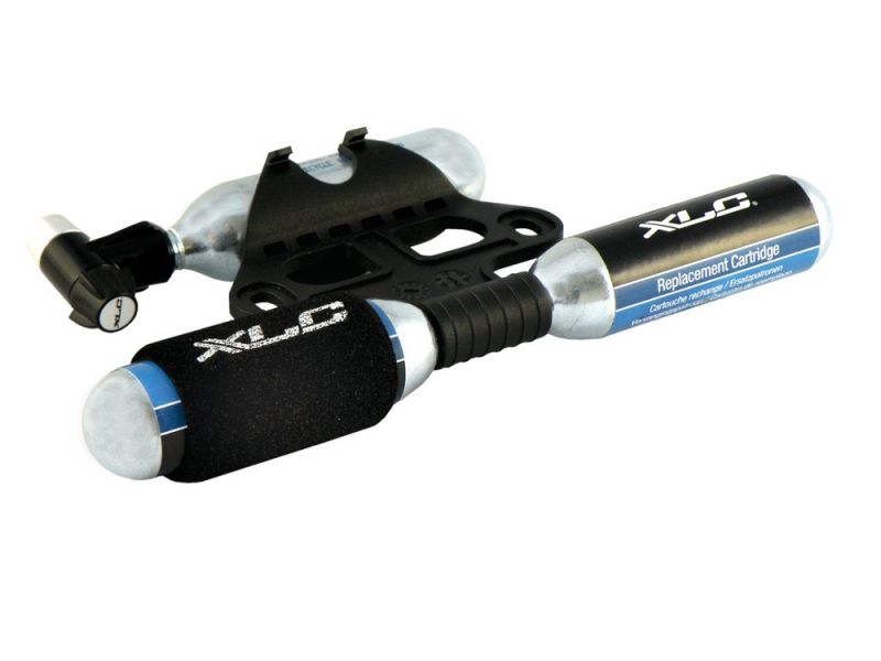 XLC PU-M03 CO2 cartridge pump including 3x16g cartridges