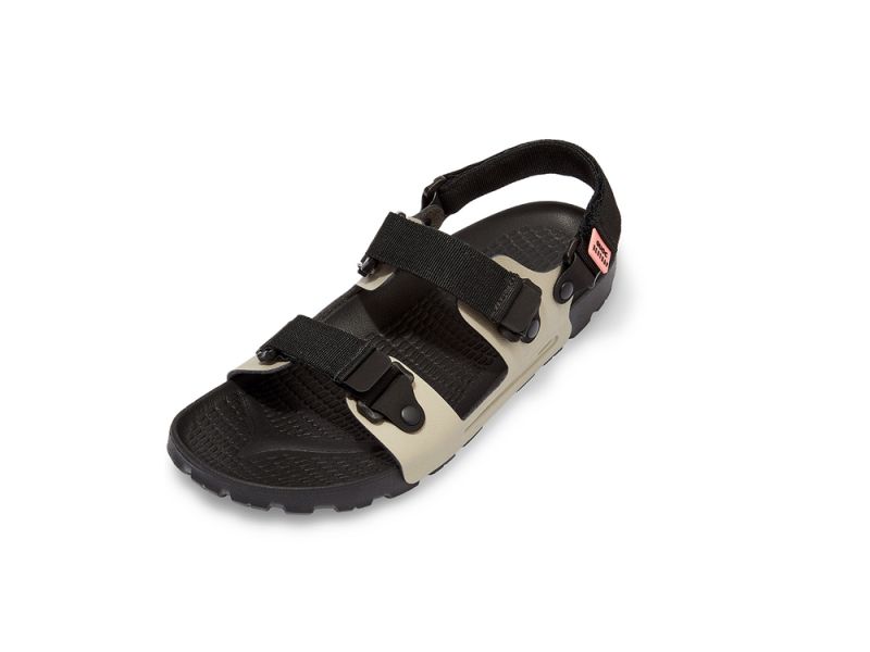 Quoc Restrap LTD Sandalen